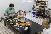 Myanmar_Mandelay_Gold-Leaf-Workers-17.jpg