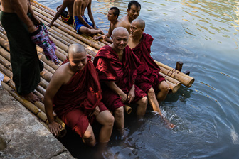 Bayin Nyi Cave