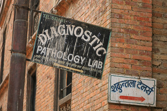 Bhaktapur_Swyambhunath_0470.jpg