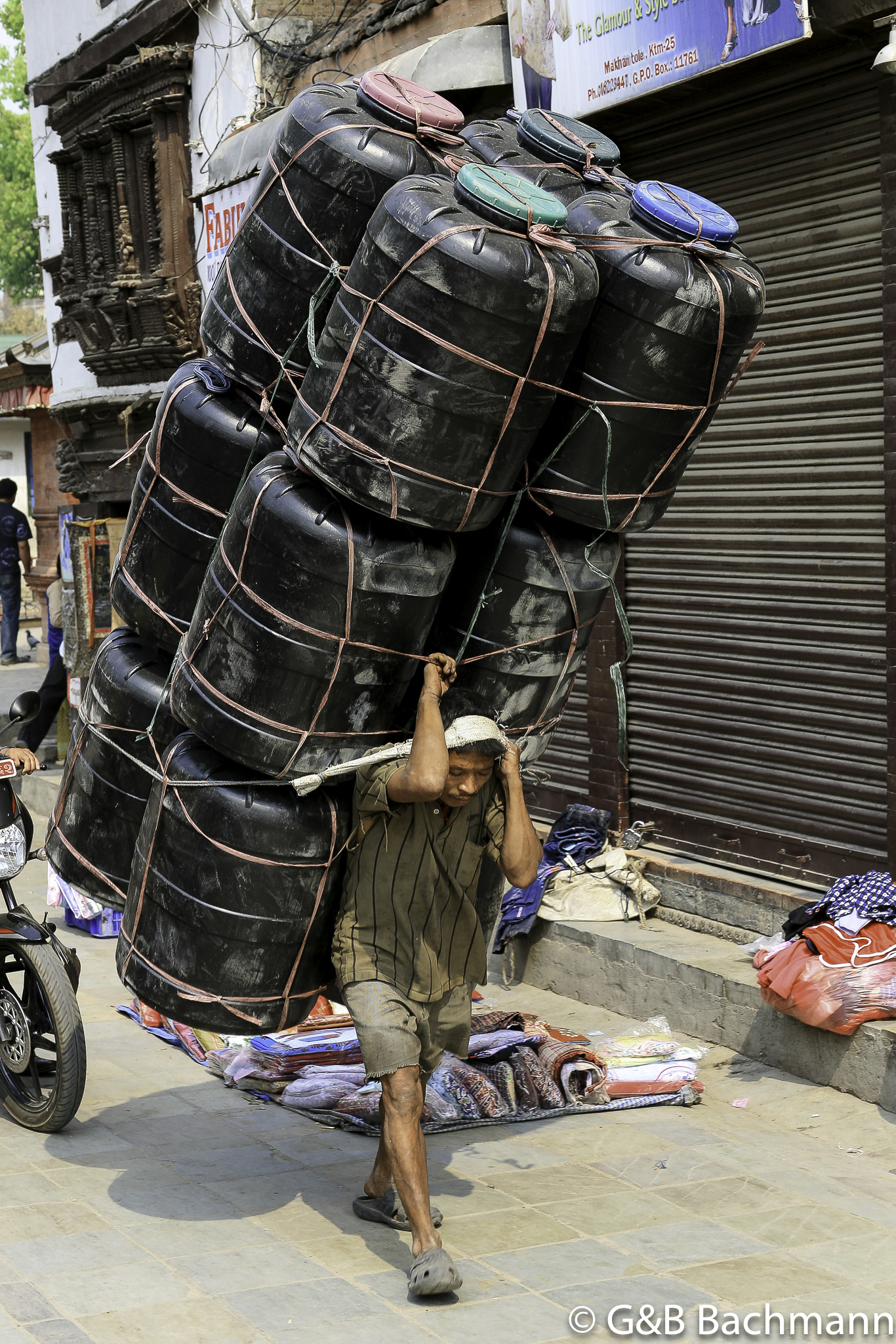 Bhaktapur_Swyambhunath_0279.jpg