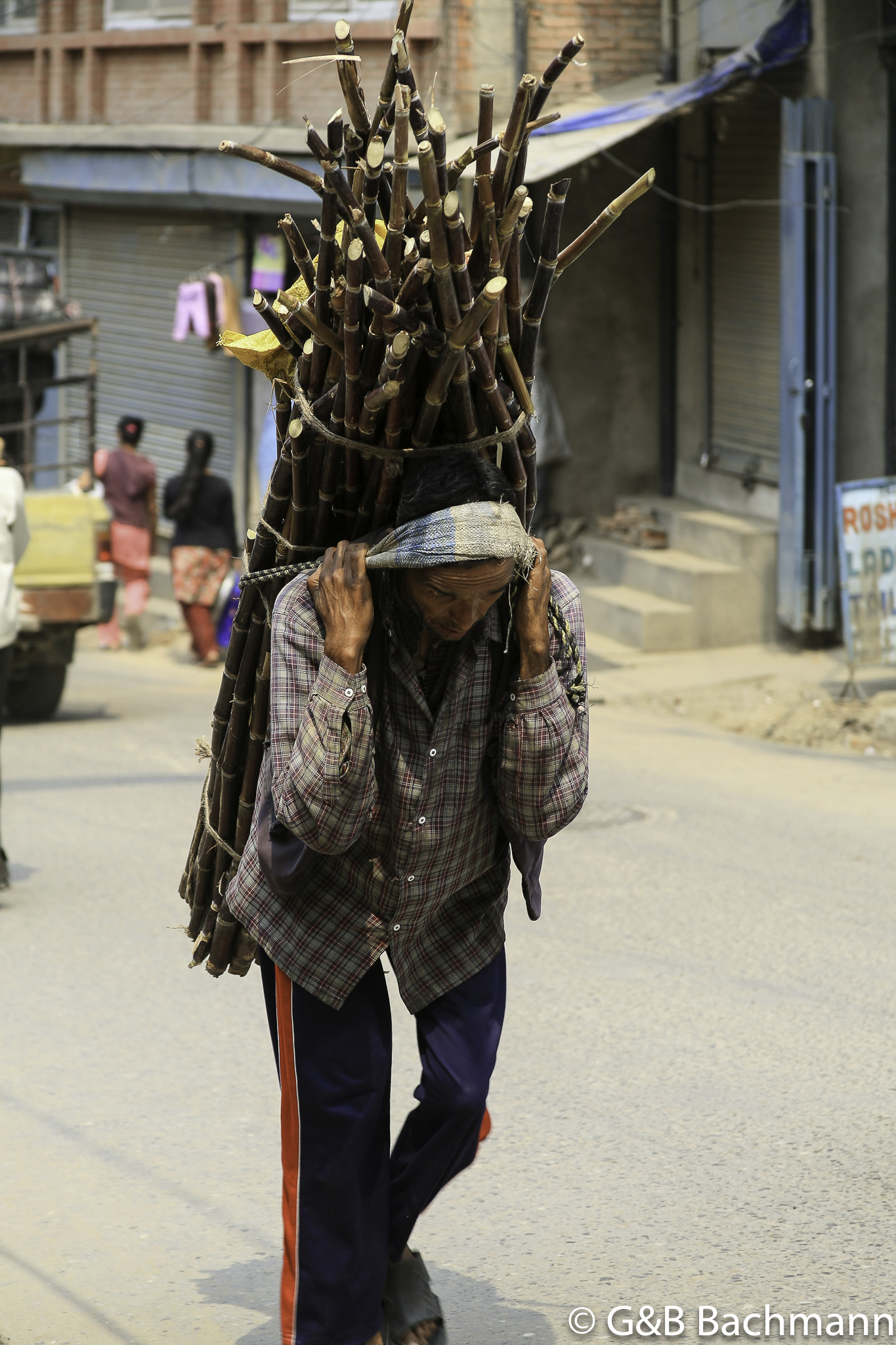 Bhaktapur_Swyambhunath_0329.jpg
