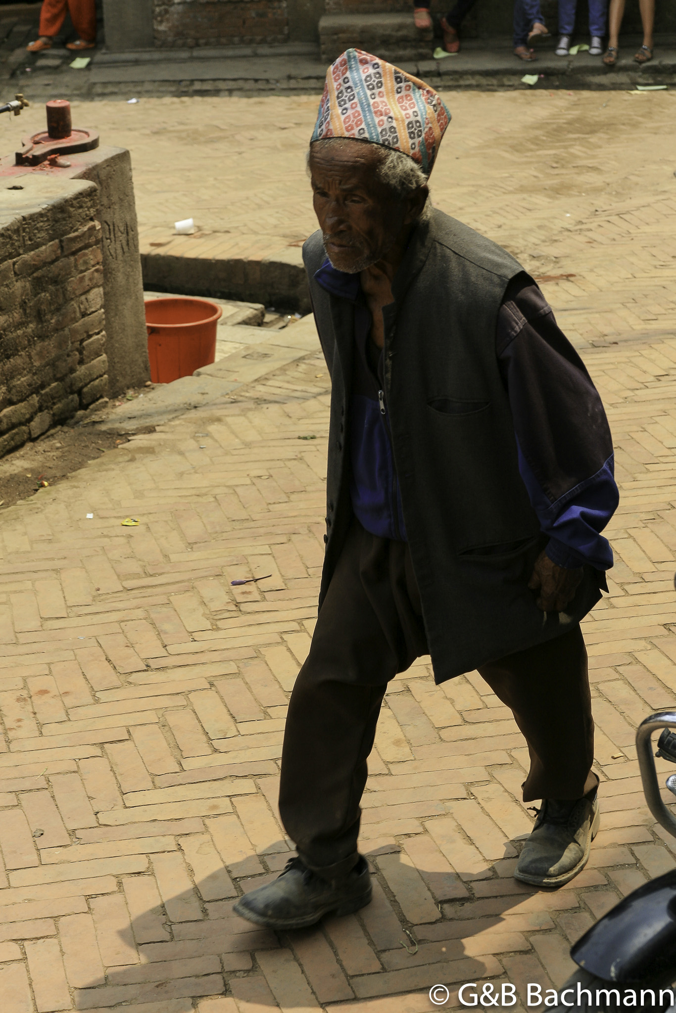 Bhaktapur_Swyambhunath_0485.jpg