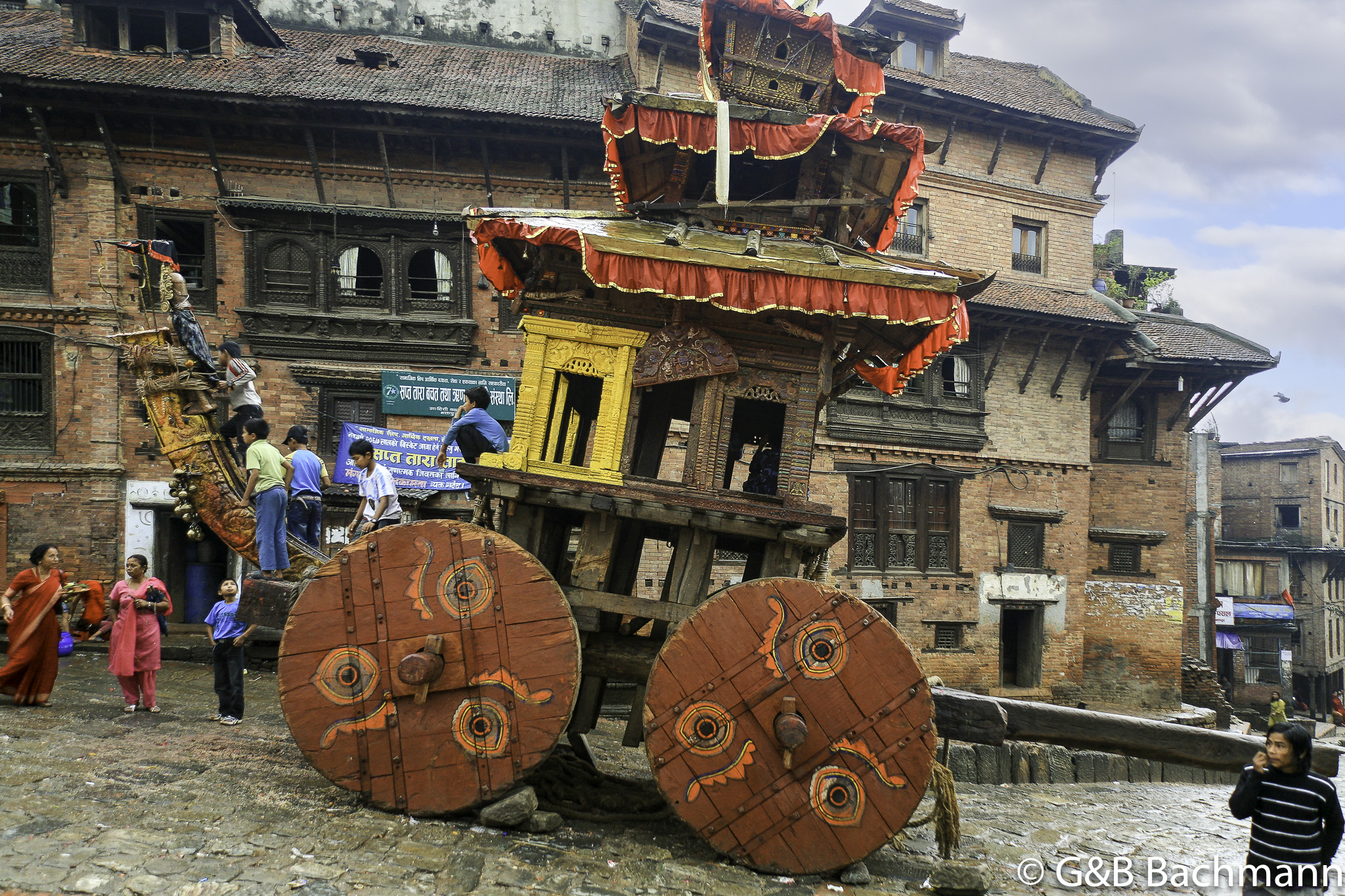 Bhaktapur_Swyambhunath_0554-Edit-Modifier.jpg