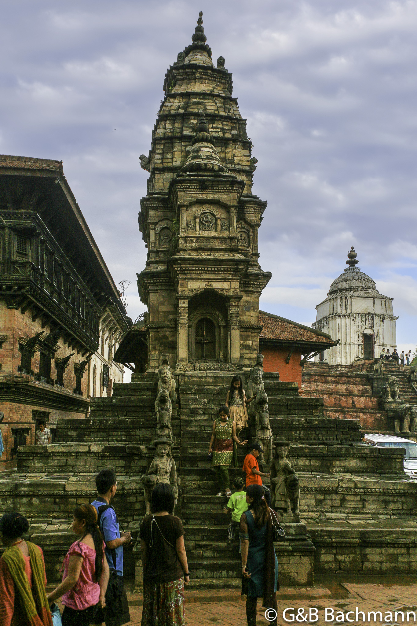 Bhaktapur_Swyambhunath_0565-Edit-Modifier.jpg