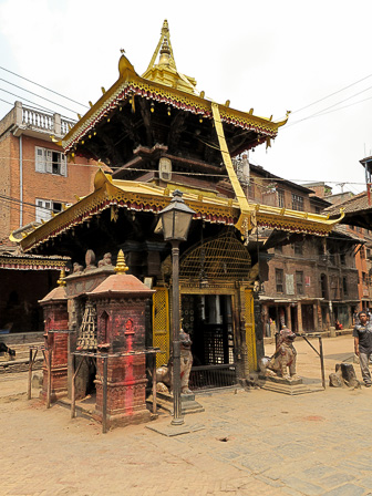 Bhaktapur_Swyambhunath_0210.jpg