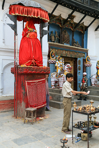 Bhaktapur_Swyambhunath_0301.jpg