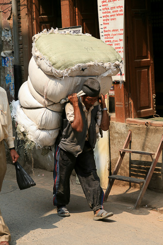Bhaktapur_Swyambhunath_0323.jpg