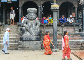 Bhaktapur_Swyambhunath_0499.jpg