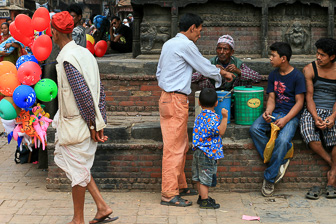 Bhaktapur_Swyambhunath_0502.jpg