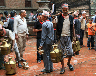 Bhaktapur_Swyambhunath_0535.jpg