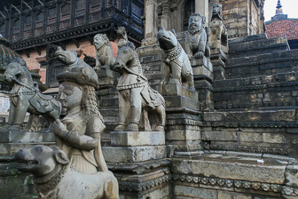 Bhaktapur_Swyambhunath_0569.jpg
