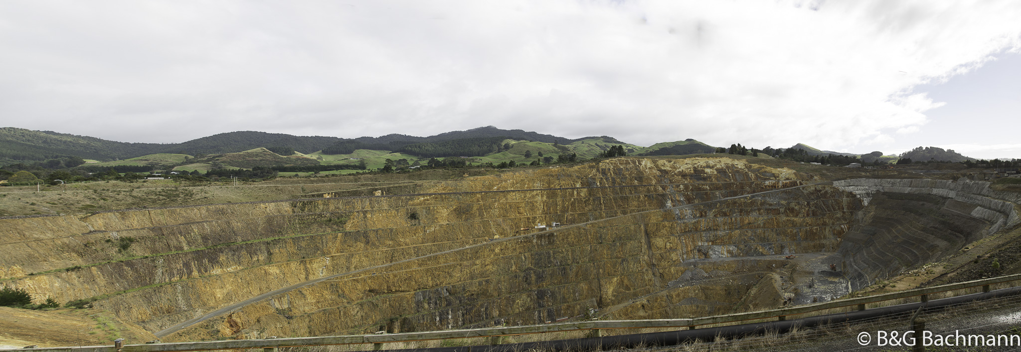 Panorama_Gold-Mine_v2.jpg