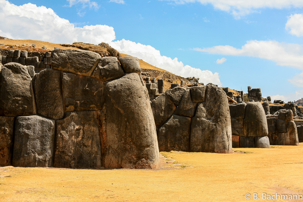 Sacsayhuaman_0031.jpg