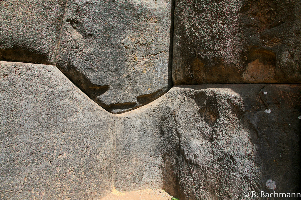 Sacsayhuaman_0034.jpg