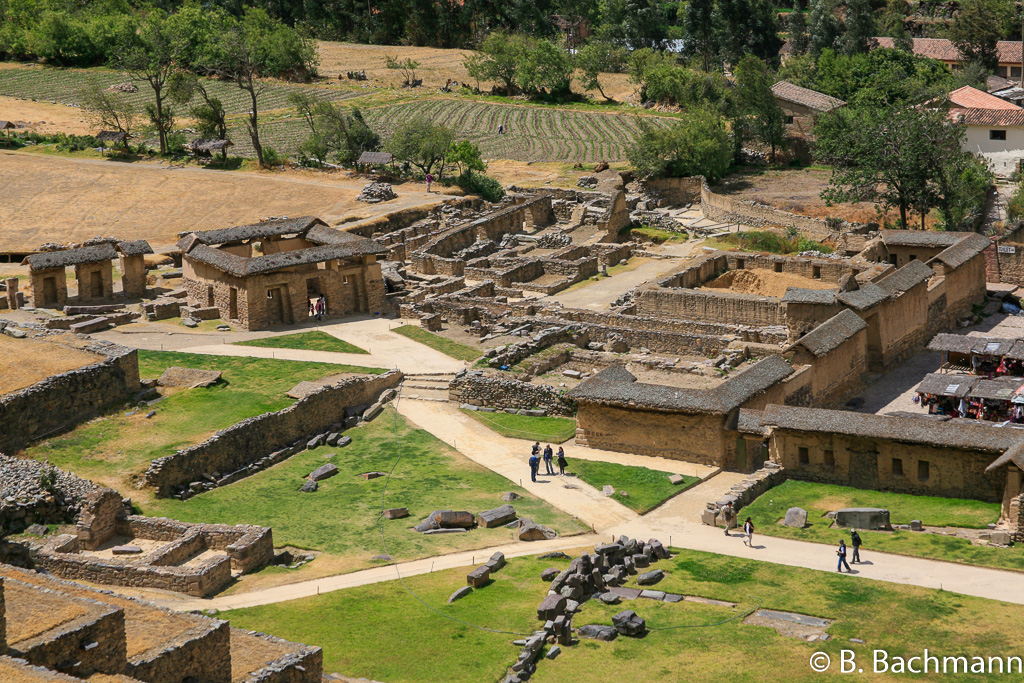Ollantaytambo_0012.jpg