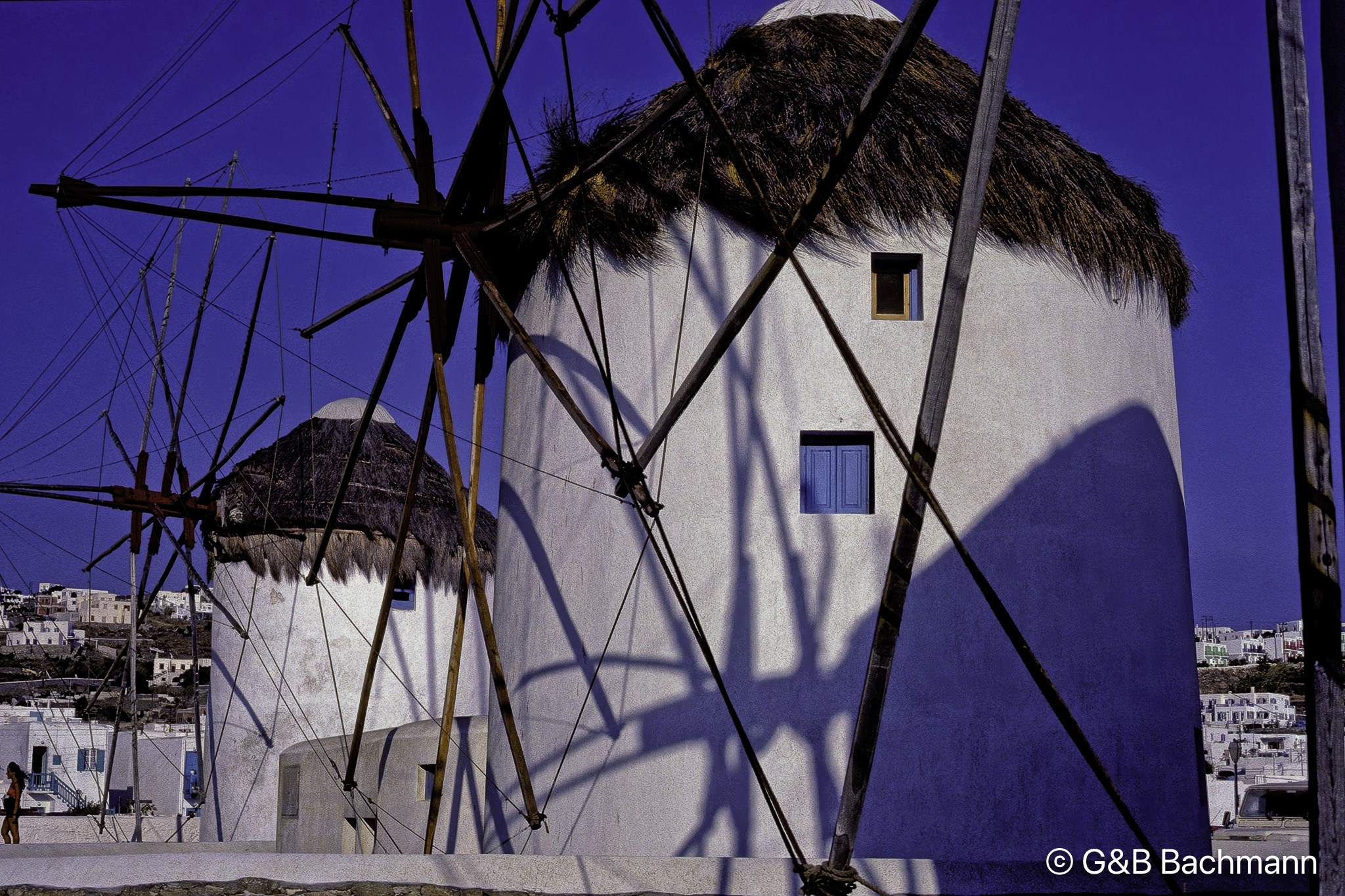 0903_Mikonos-Modifier.jpg