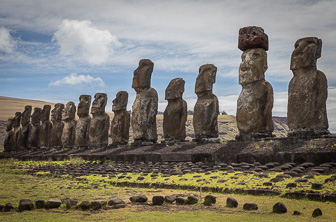 201812-Moai_Easter-Island.jpg