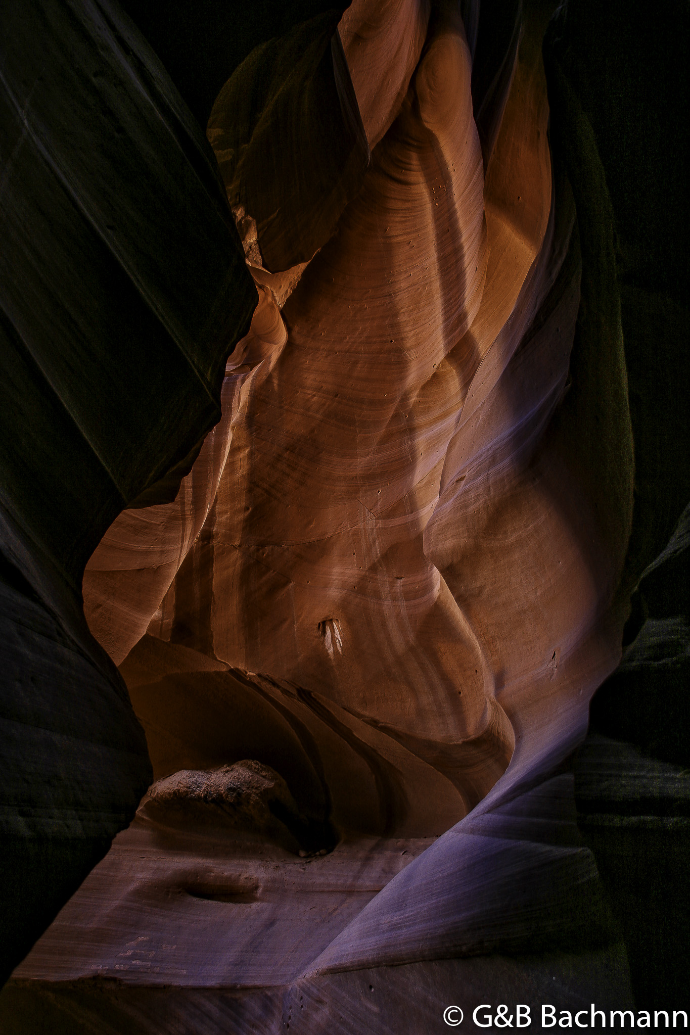 AntelopeCanyon_b-3.jpg