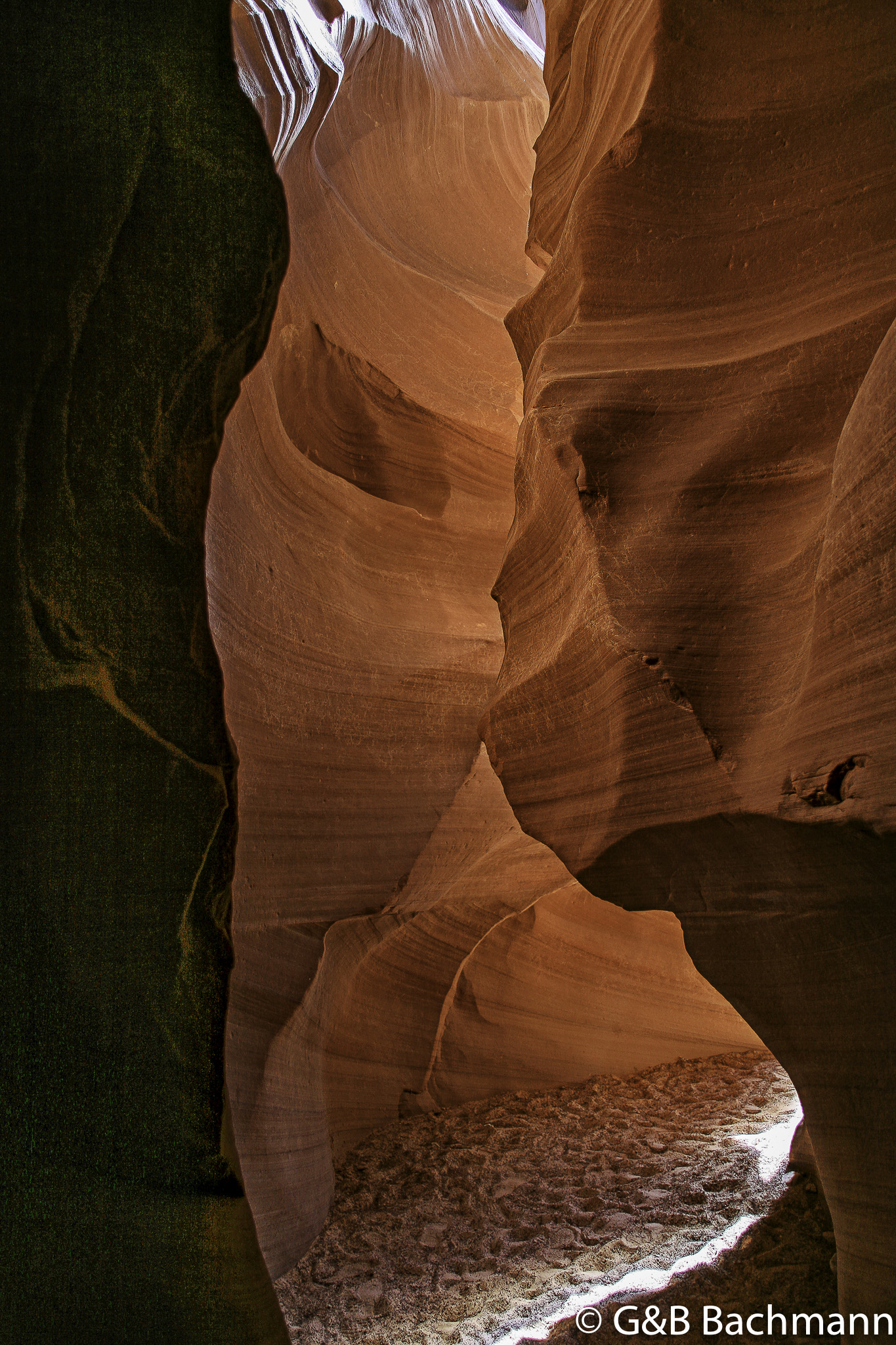 AntelopeCanyon_b-9.jpg